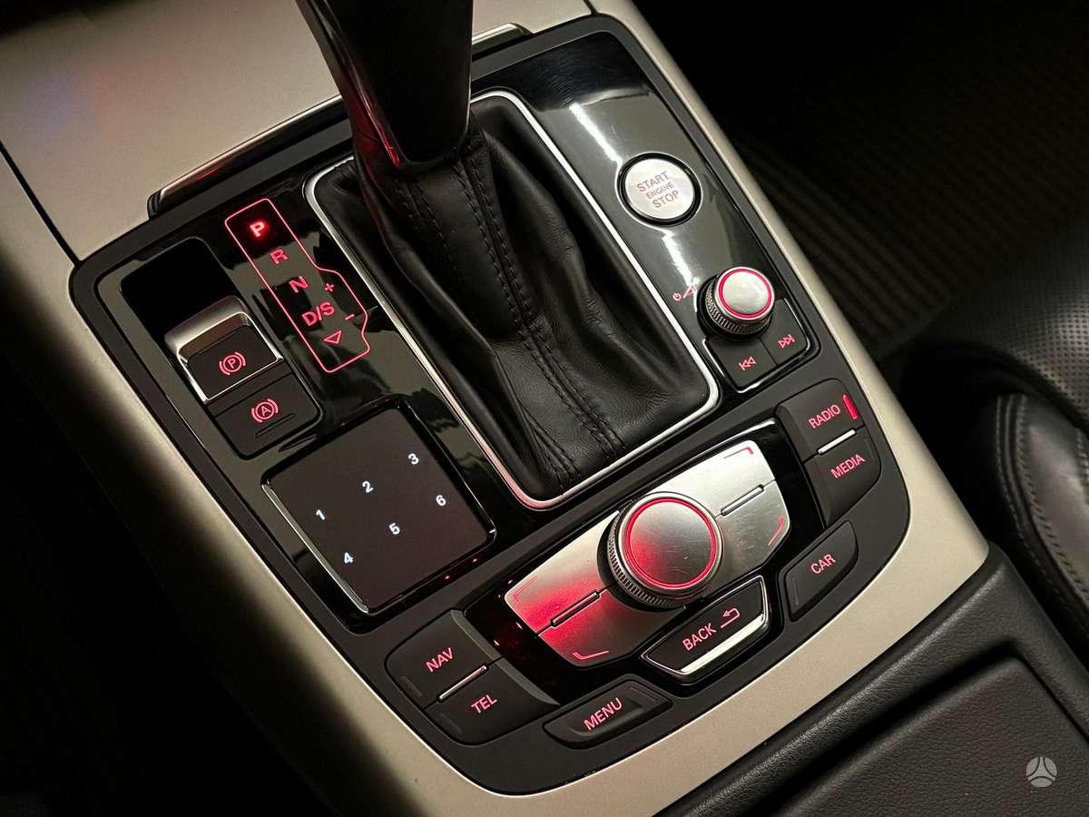 Audi A6 allroad, 3.0 l., Универсал