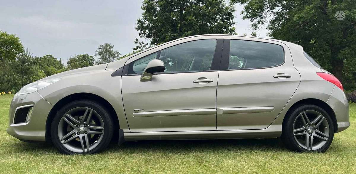 Peugeot 308 - 10
