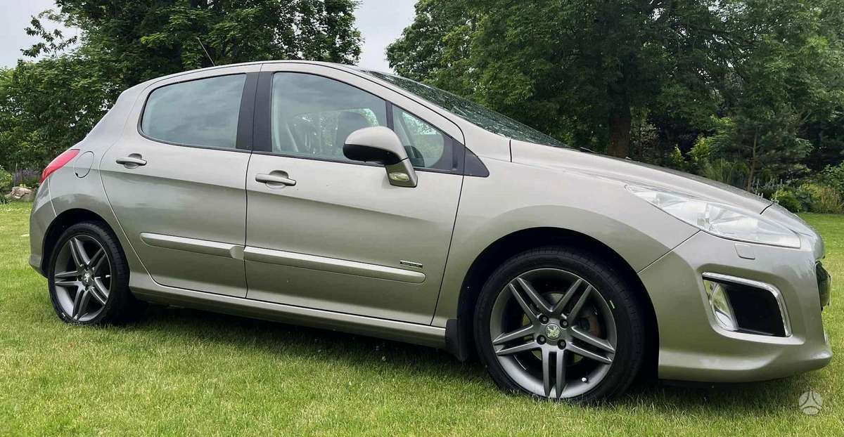 Peugeot 308 - 5