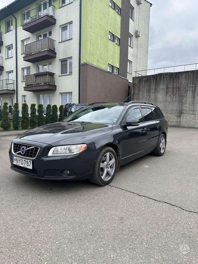 Volvo V70, 2.0 l., Универсал