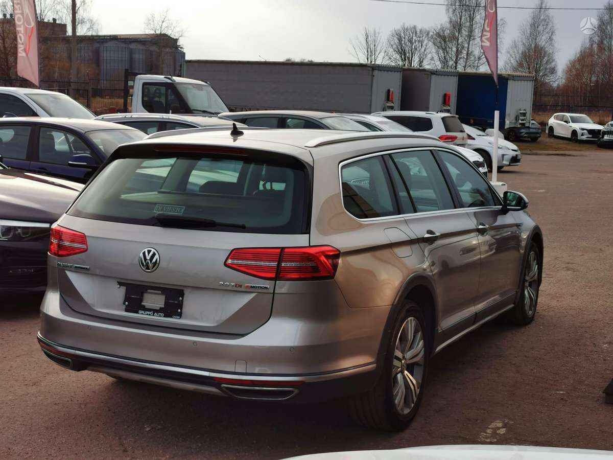 Volkswagen Passat Alltrack - 5