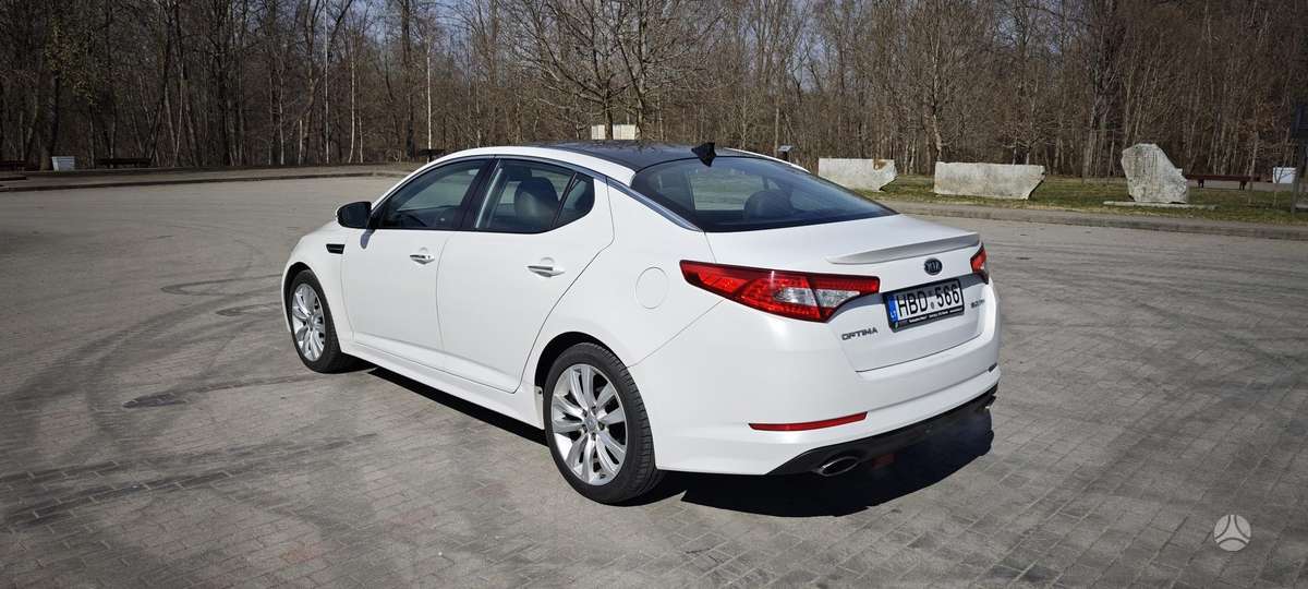 Kia Optima, 2.0 l., Седан
