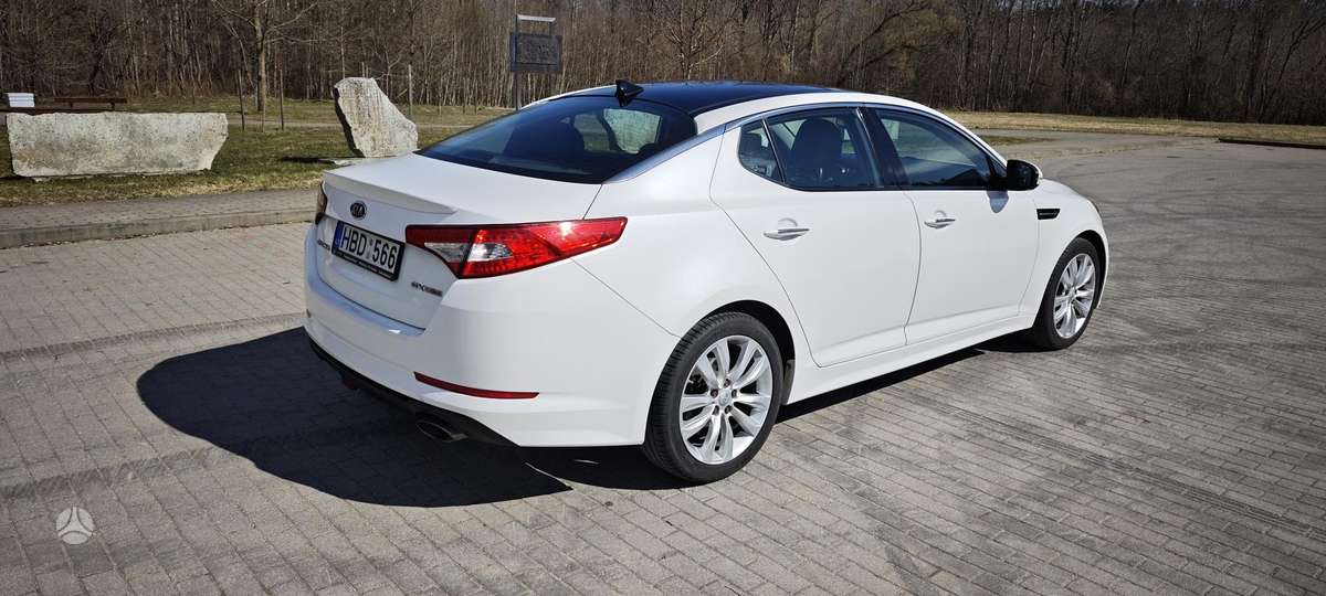 Kia Optima, 2.0 l., Седан