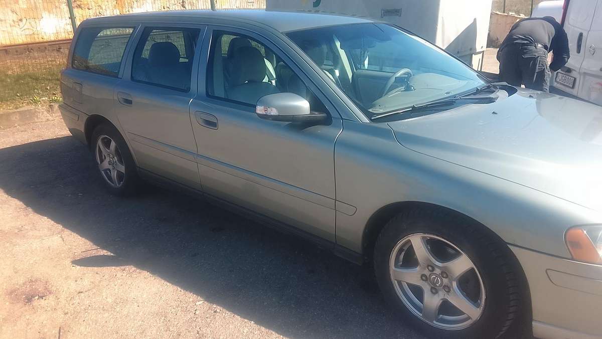 Volvo V70, 2.4 l., wagon