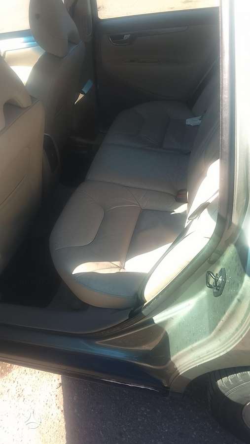 Volvo V70, 2.4 l., wagon