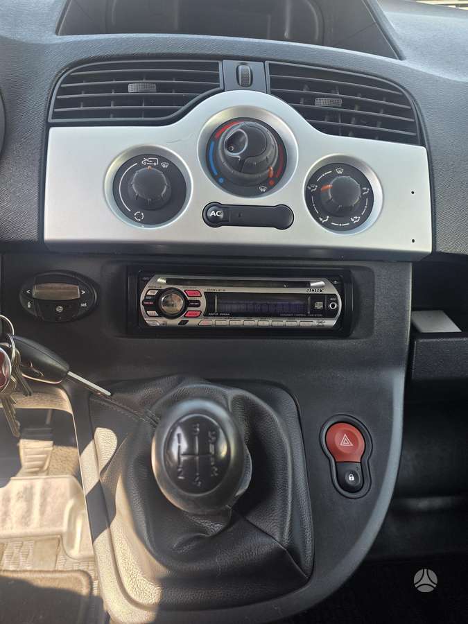 Renault Kangoo - 8