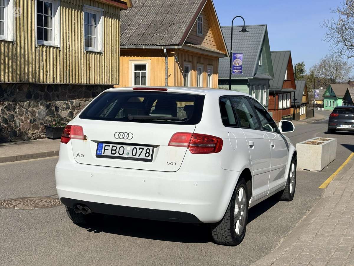 Audi A3, 1.4 l., hatchback