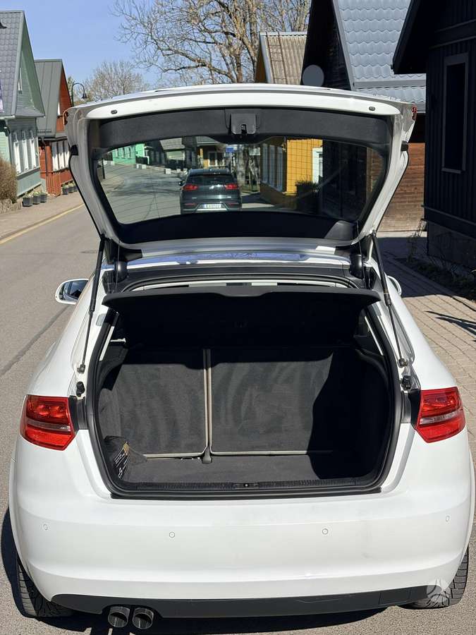 Audi A3, 1.4 l., hatchback