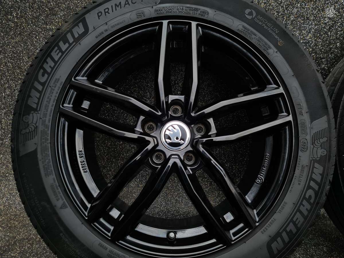 Skoda SUPERB SU PADANGOM, легкосплавные , R17