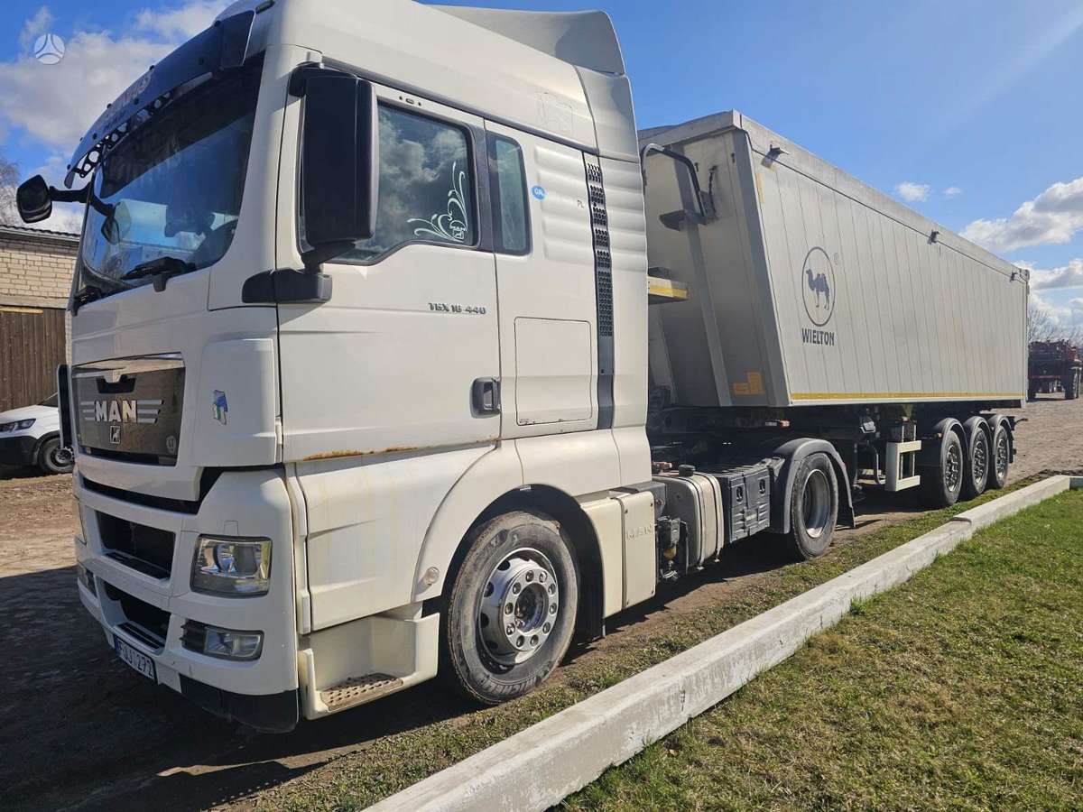 MAN TGX 18.440, 2 miegamosios vietos