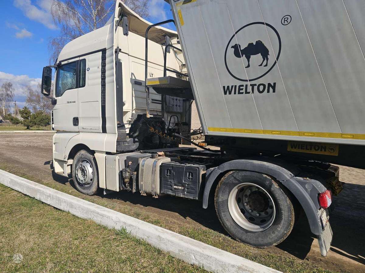 MAN TGX 18.440  NUOMA, 2 miegamosios vietos