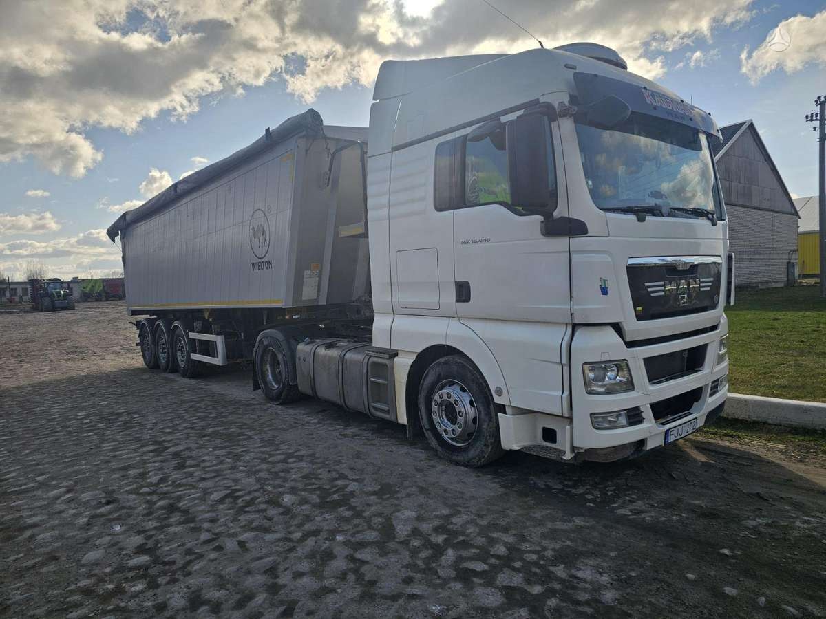 MAN TGX 18.440, double sleeper