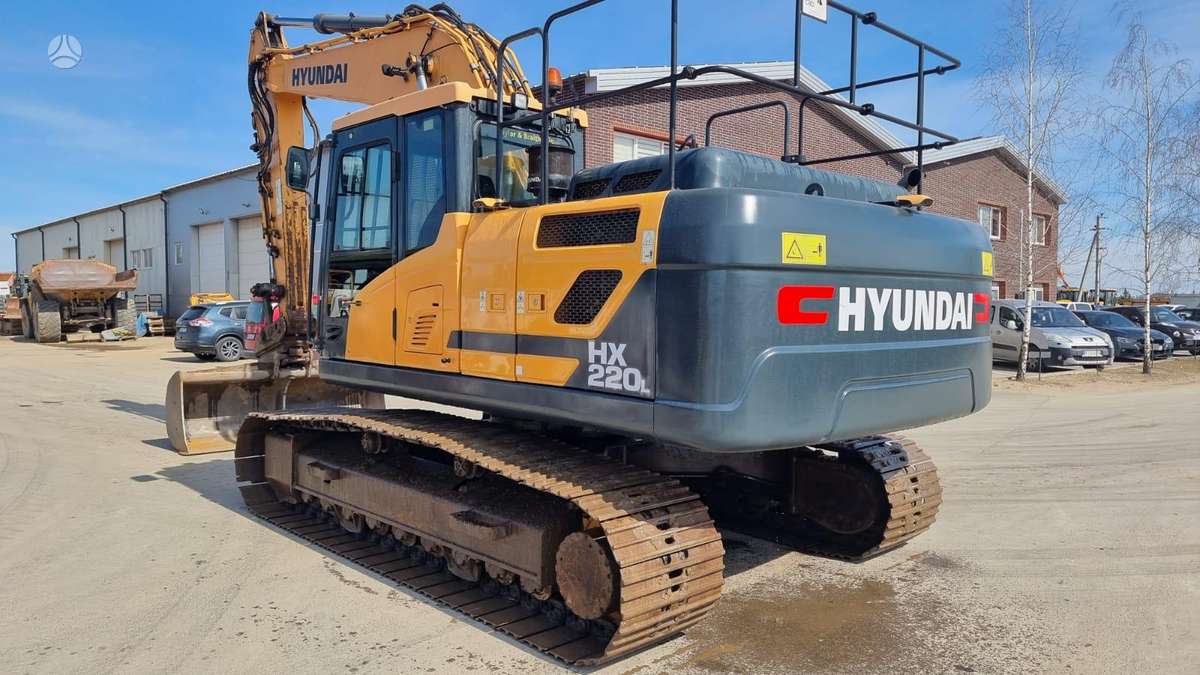 Hyundai HX220 L, экскаваторы