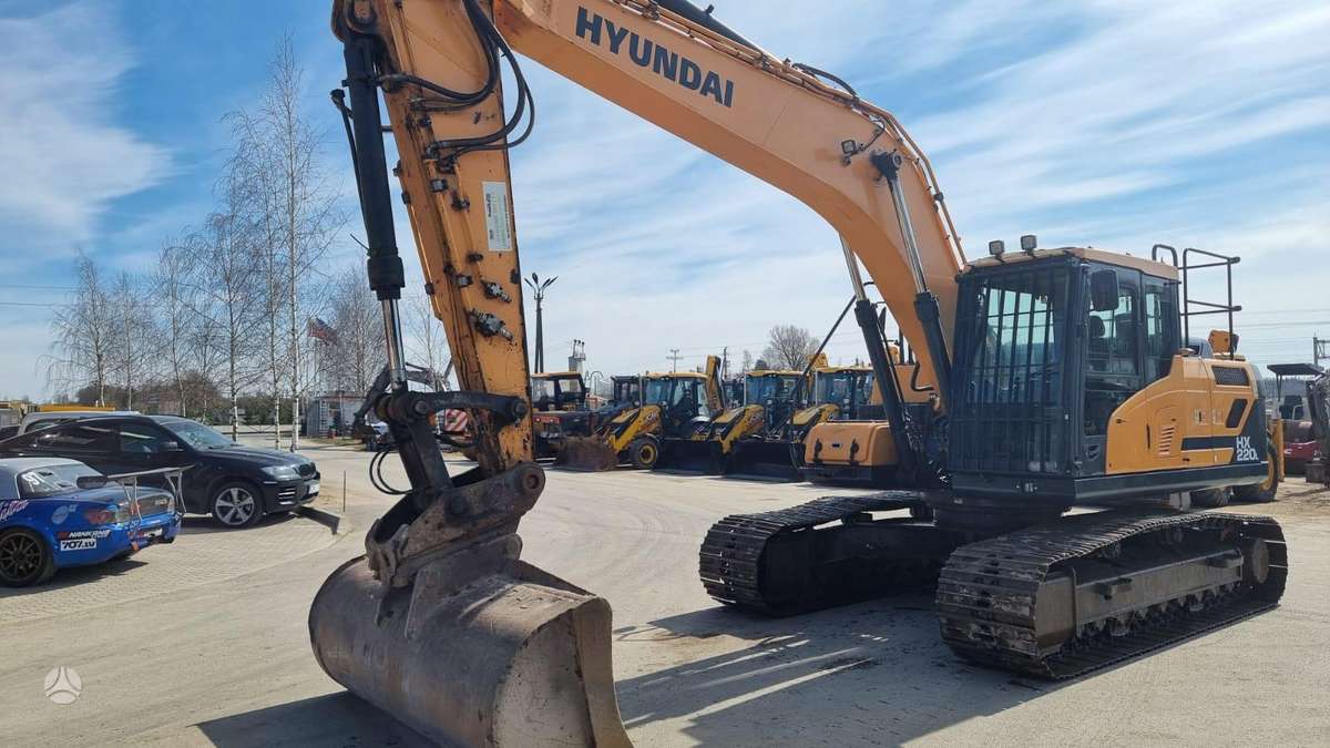 Hyundai HX220 L, экскаваторы
