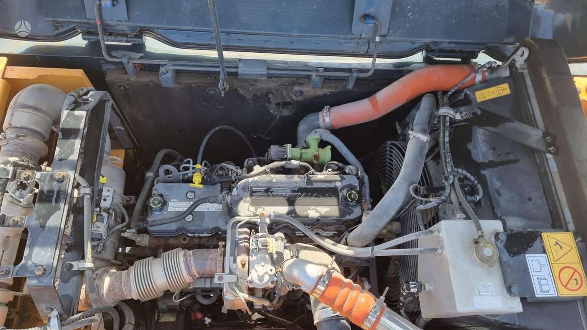 Hyundai HX220 L, экскаваторы