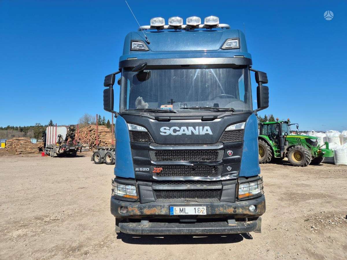 Scania R 520, timber trucks