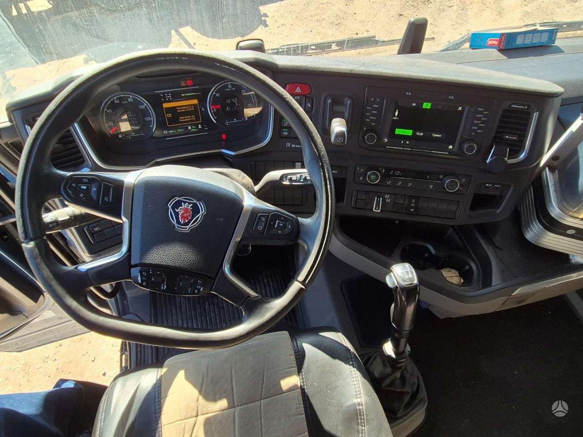 Scania R 520, timber trucks