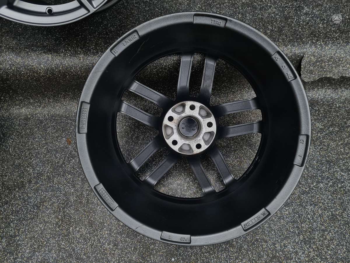 Audi AUDI, lengvojo lydinio, R18