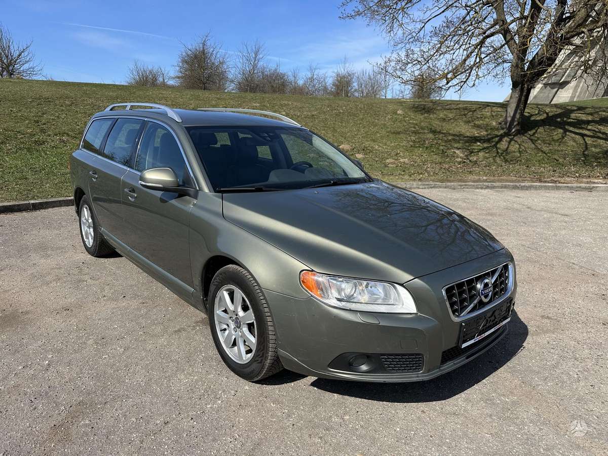 Volvo V70 - 3