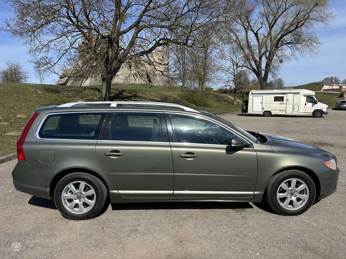 Volvo V70 - 4