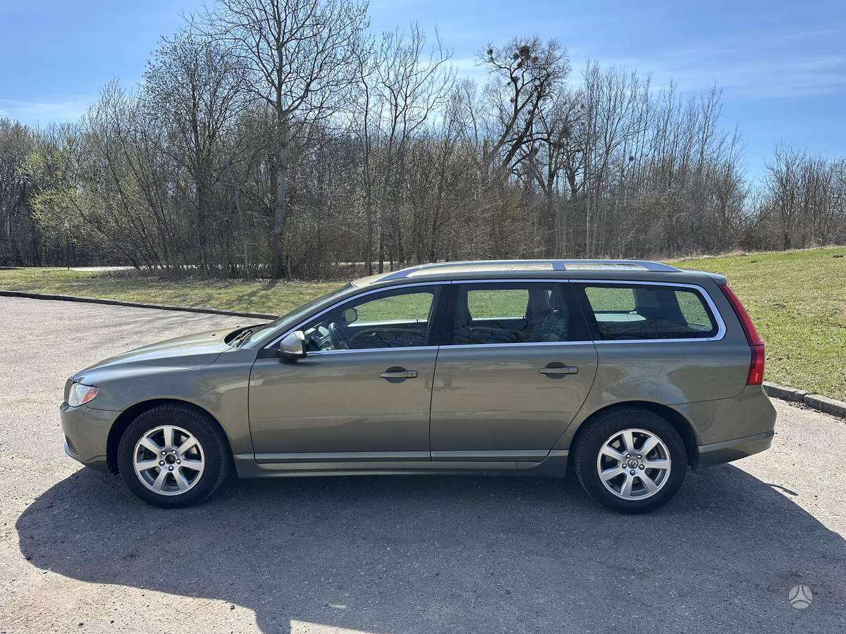 Volvo V70 - 8