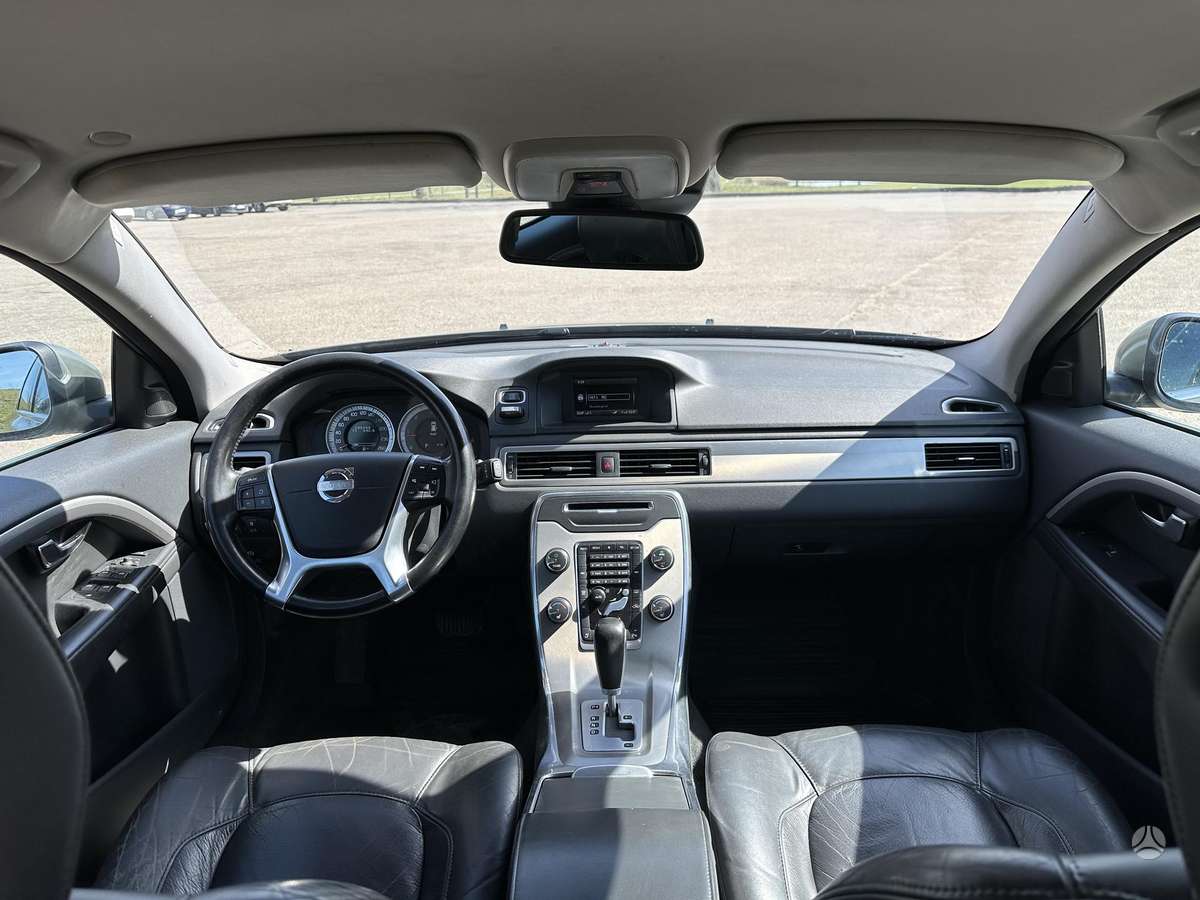 Volvo V70 - 9
