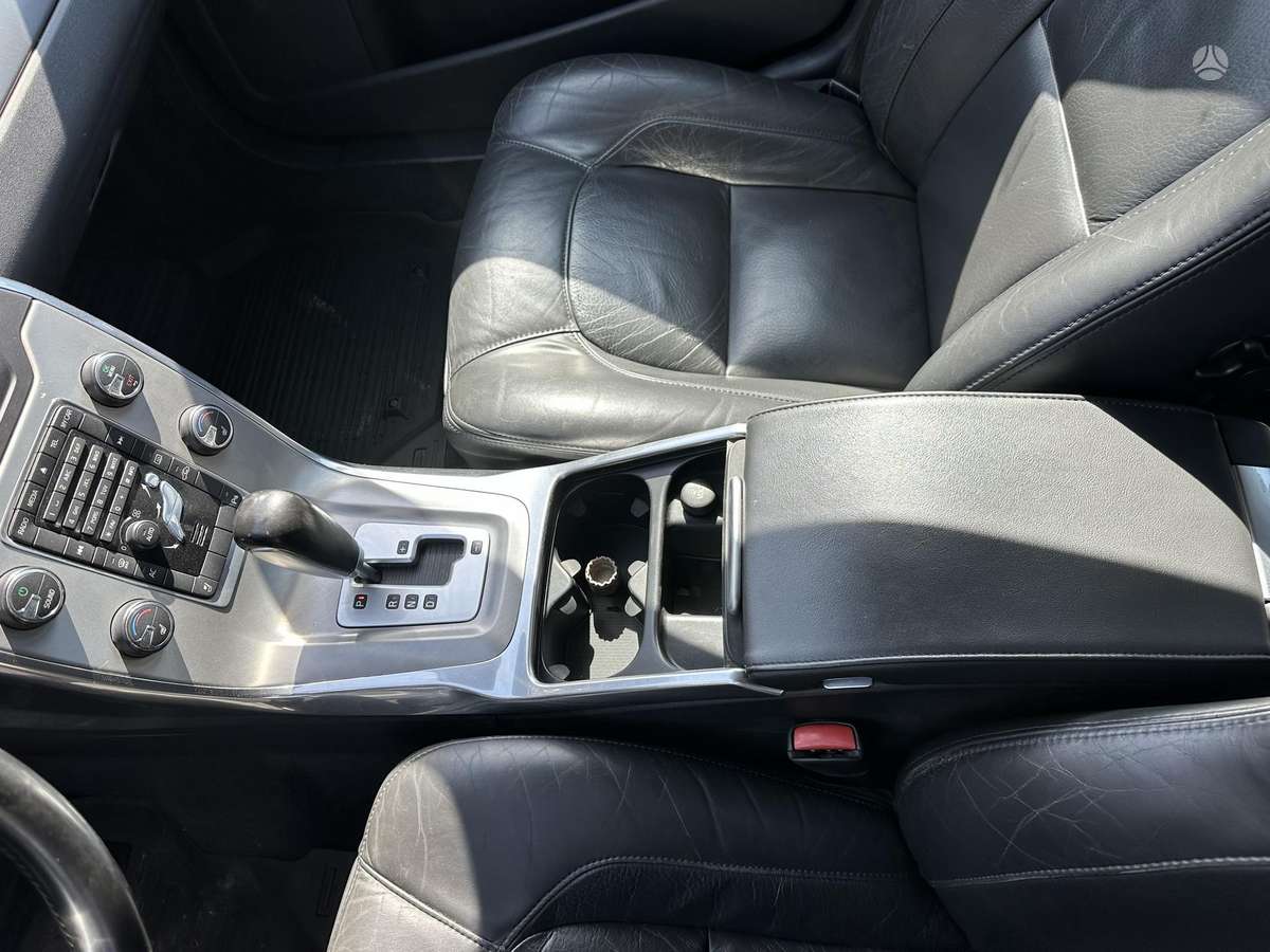 Volvo V70, 2.0 l., universalas