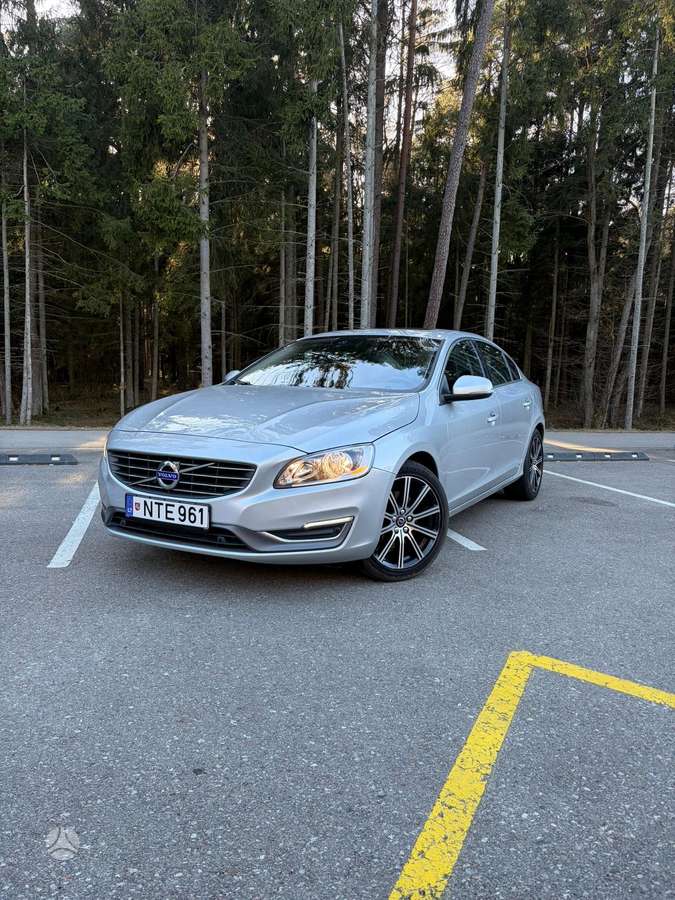 Volvo S60, 2.0 l., Седан