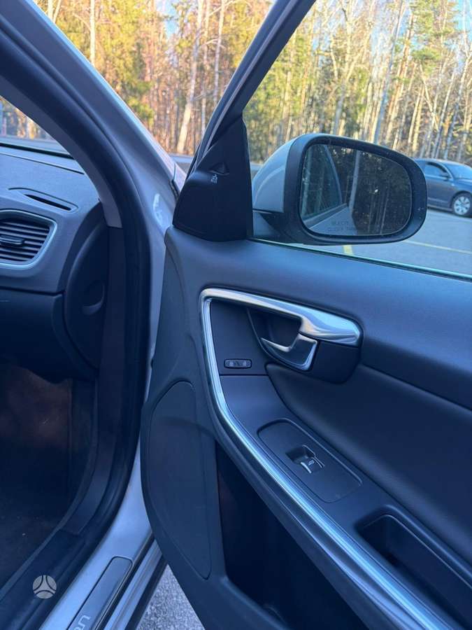 Volvo S60, 2.0 l., Седан