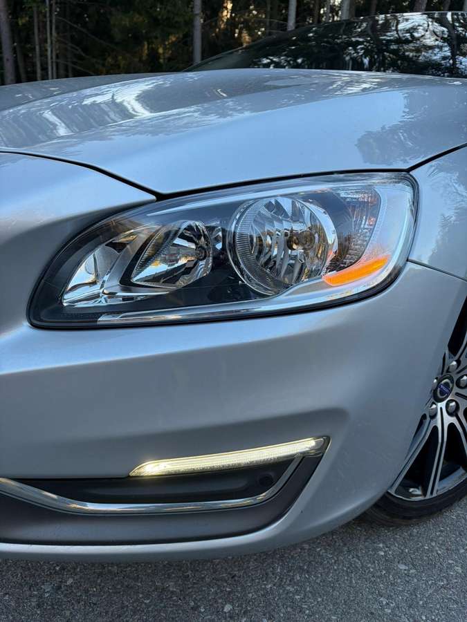 Volvo S60, 2.0 l., Седан