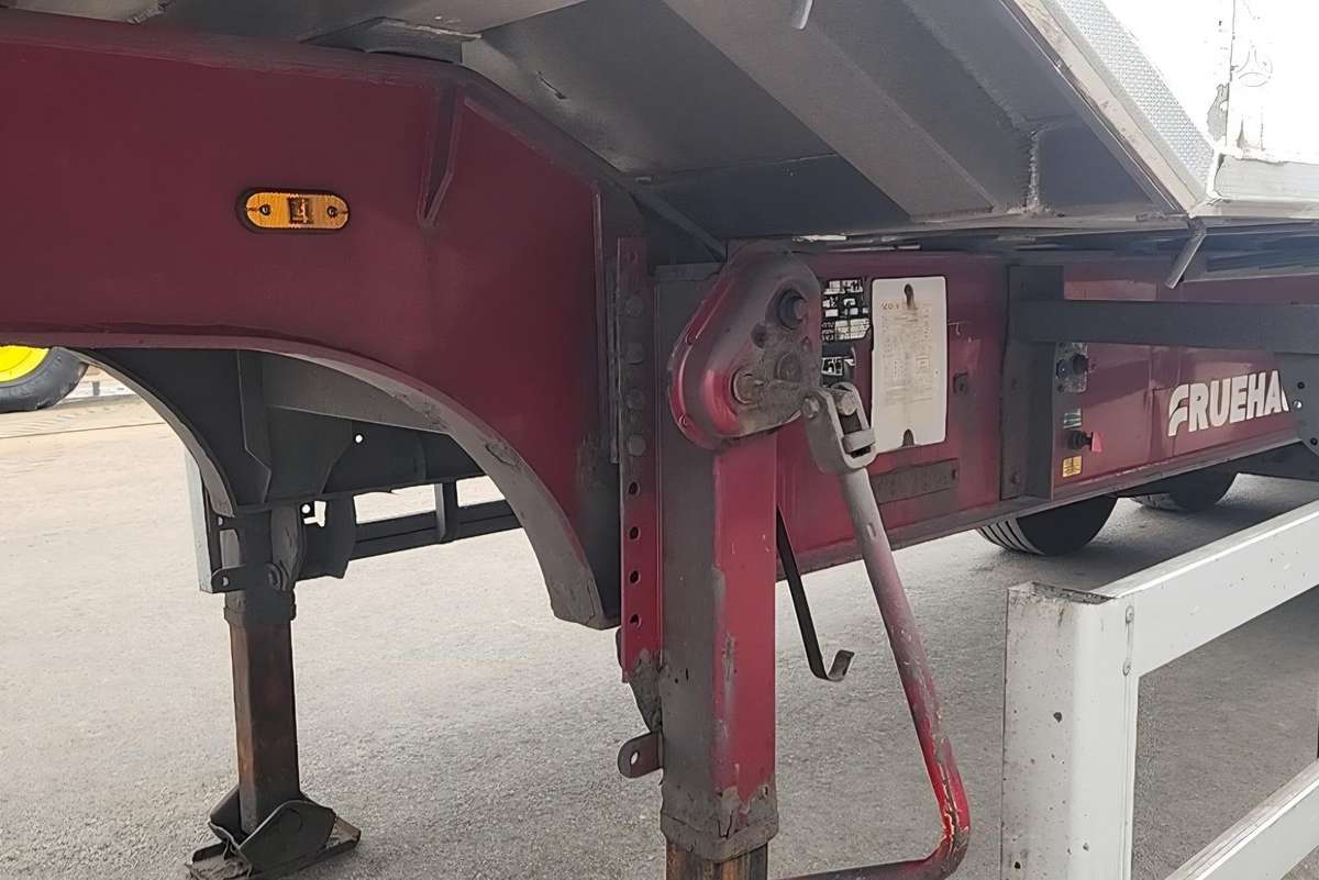 Fruehauf, самосвалы
