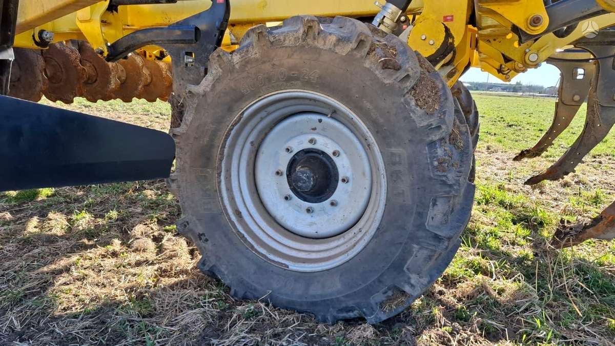 Bednar FMT DO 4000, žemės dirbimo / ruošimo technika