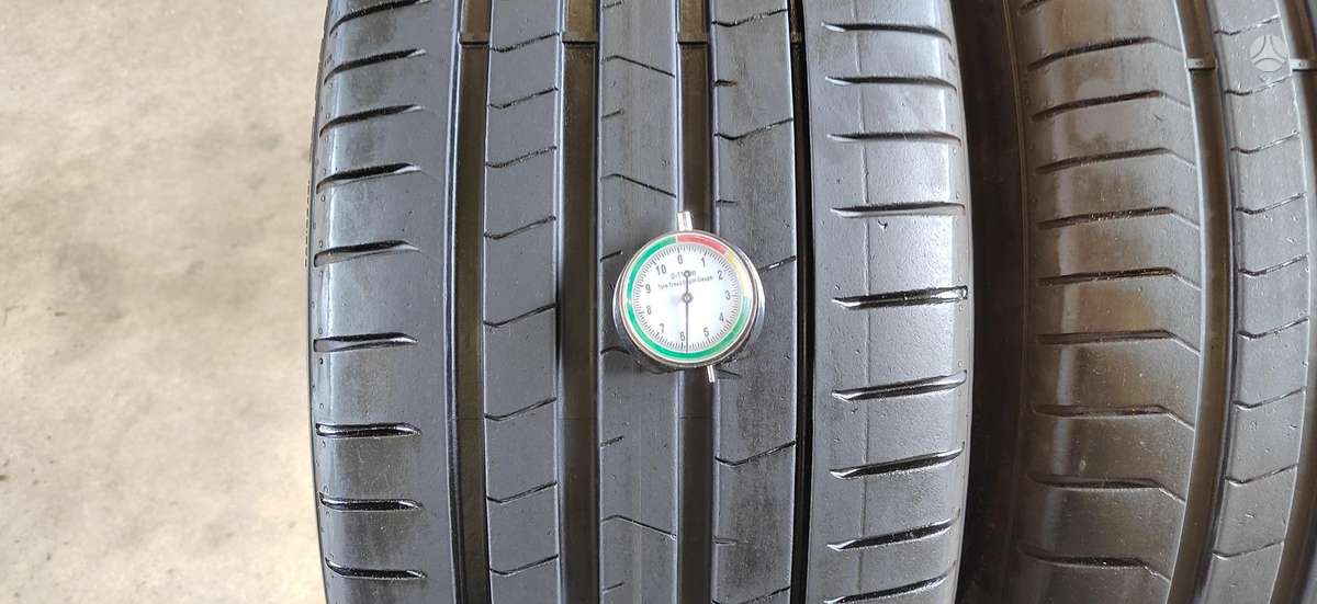 Pirelli P Zero PZ4, летние 255/35 R19