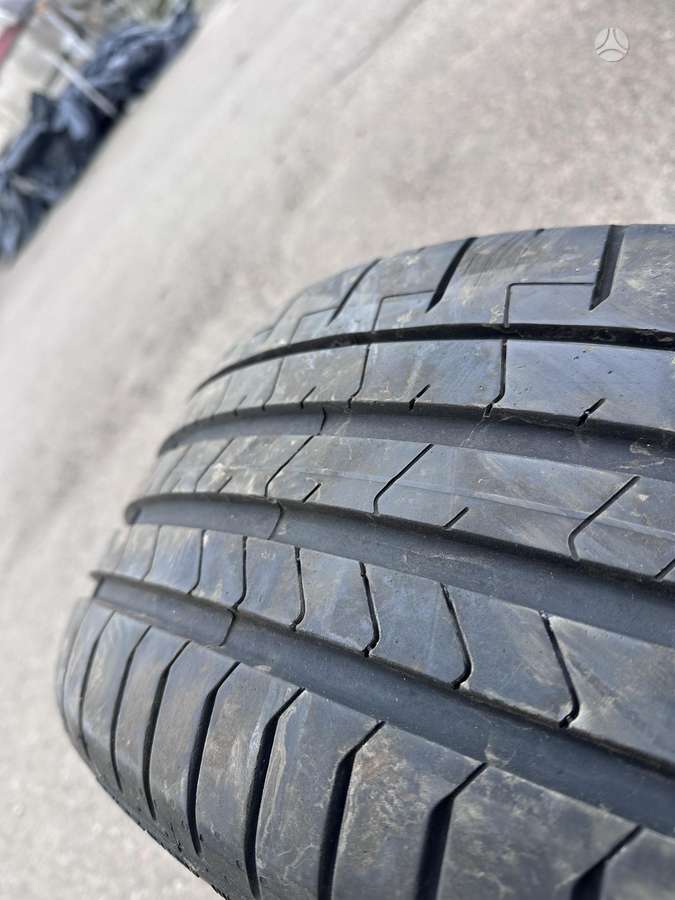 Pirelli P-Zerro, летние 245/40 R19