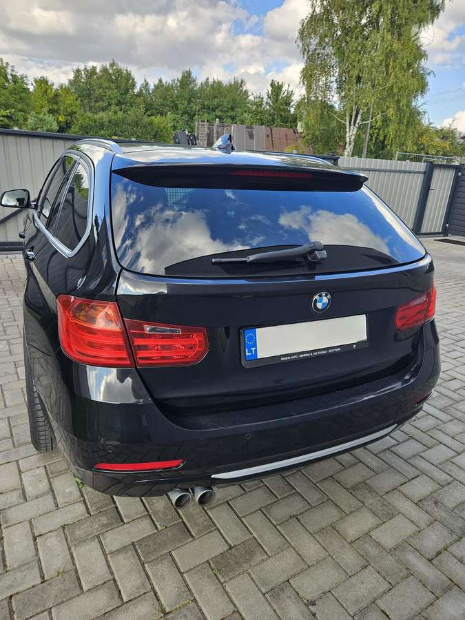 BMW 325, 2.0 l., wagon