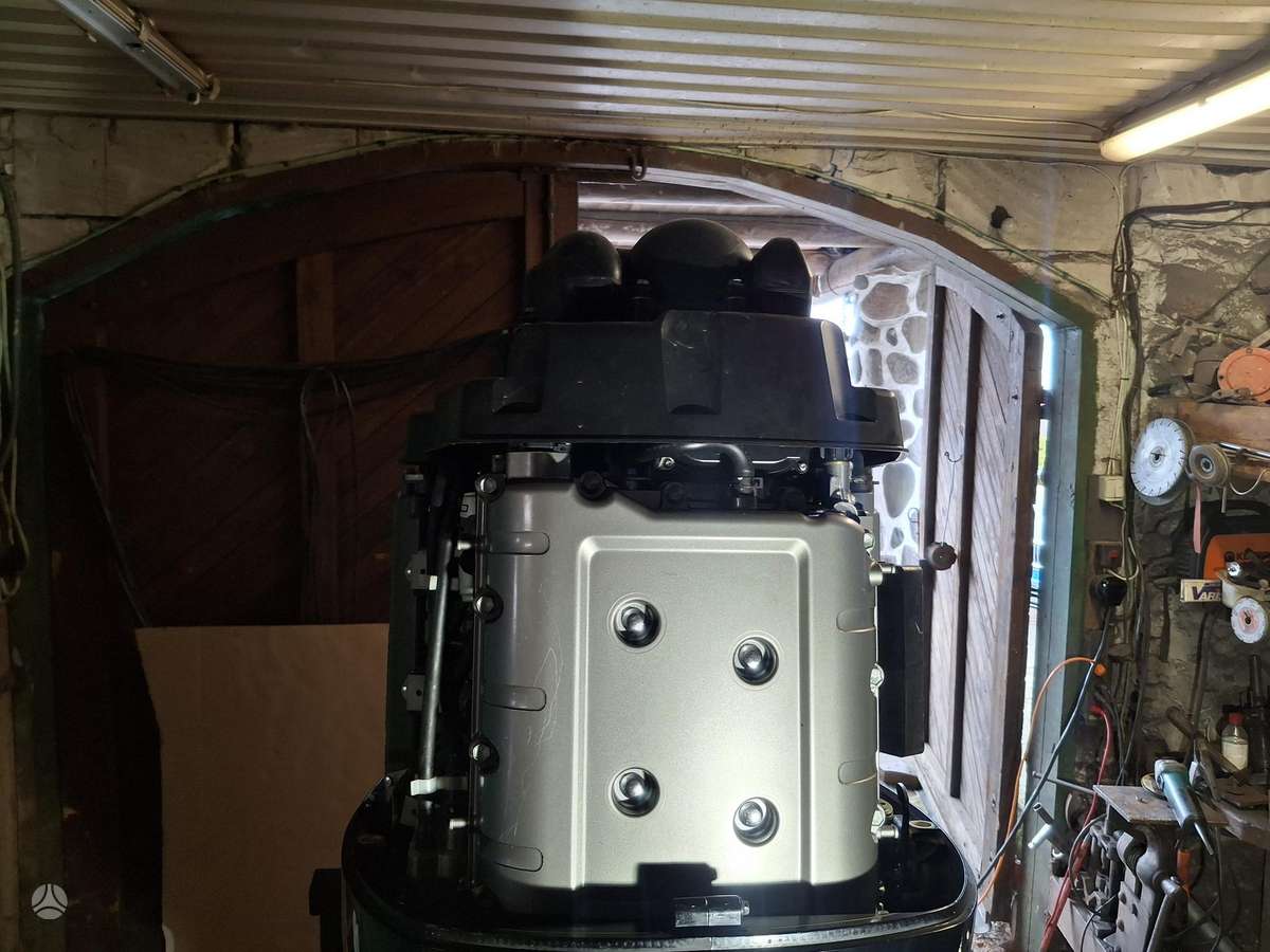 Suzuki Df350, four stroke outdoor motors