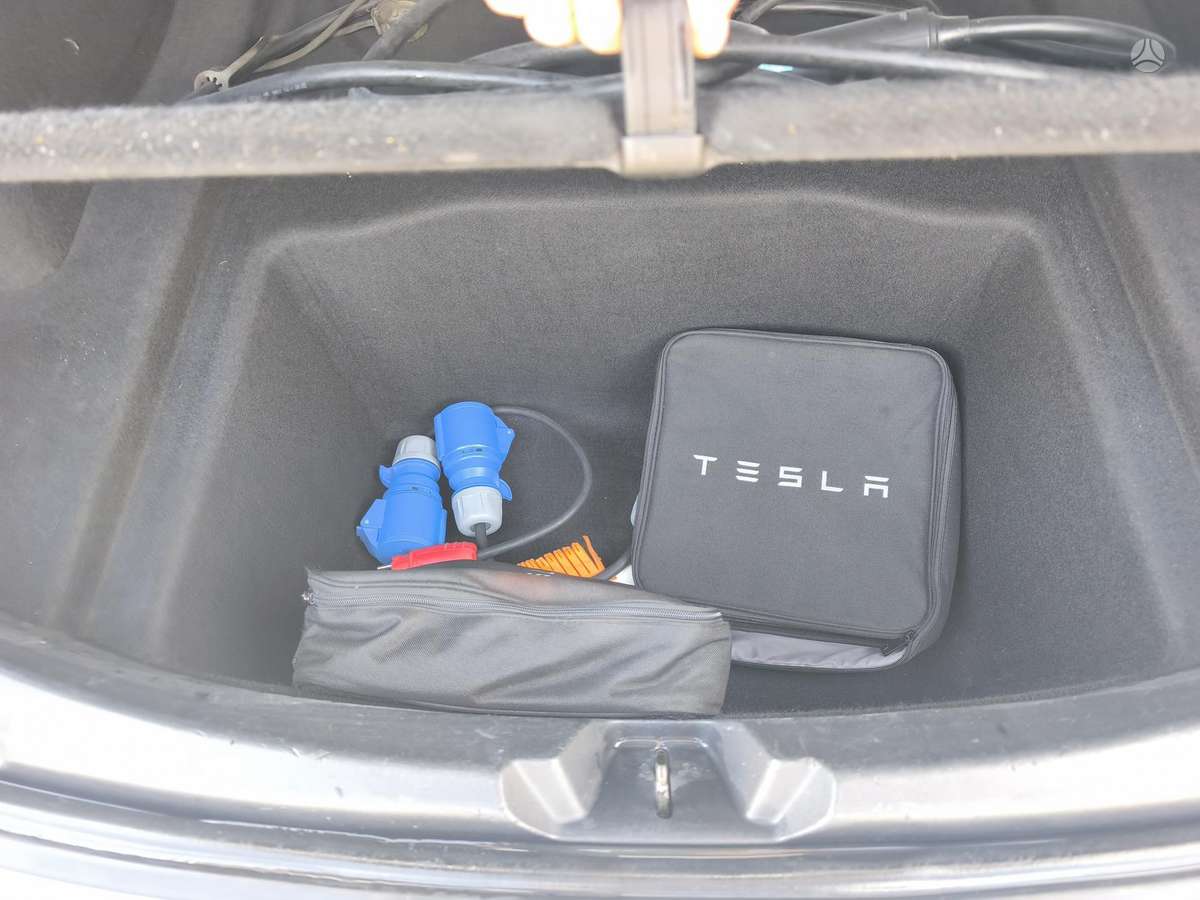 Tesla Model 3, 78 кВт·ч, Седан