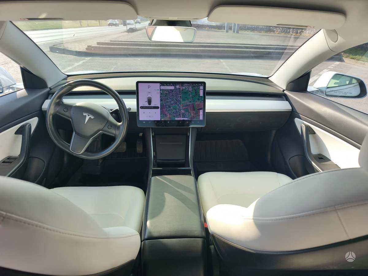 Tesla Model 3, 78 кВт·ч, Седан