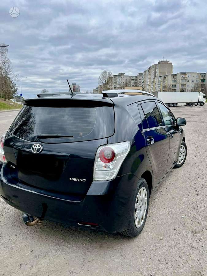 Toyota Verso, 2.0 l., Минивэн
