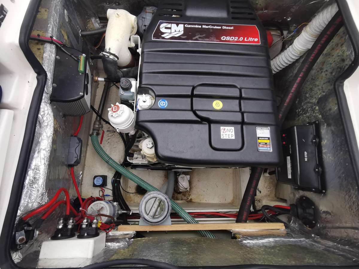 Uttern D66, яхты / катера