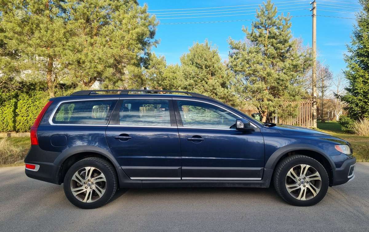 Volvo XC70, 2.0 l., Универсал