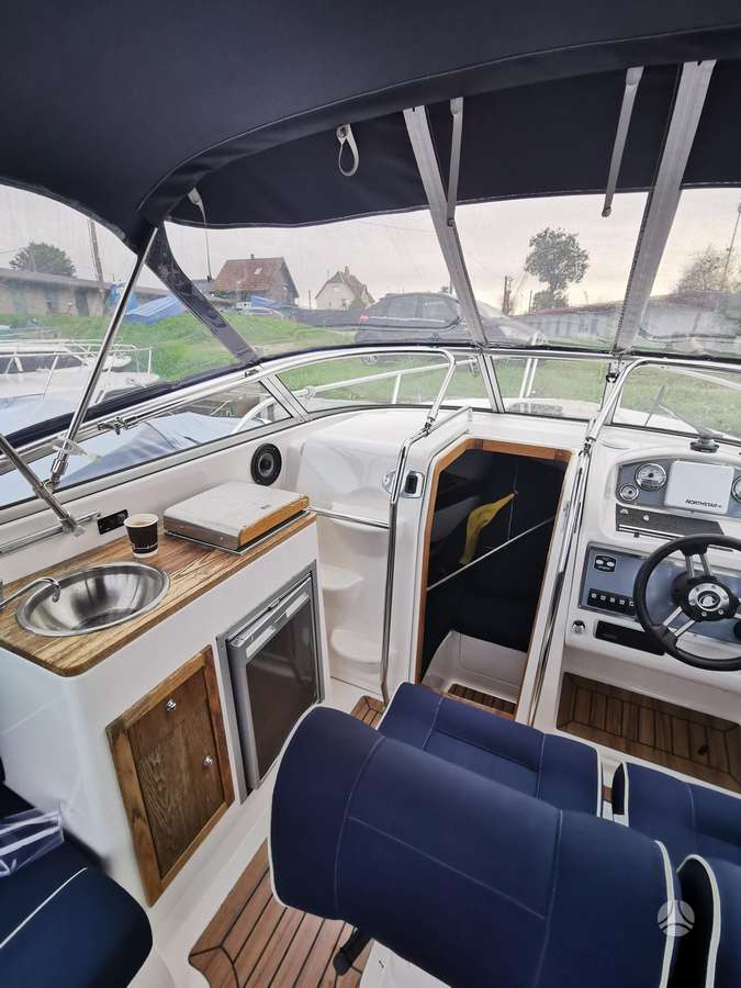 Uttern D66, яхты / катера
