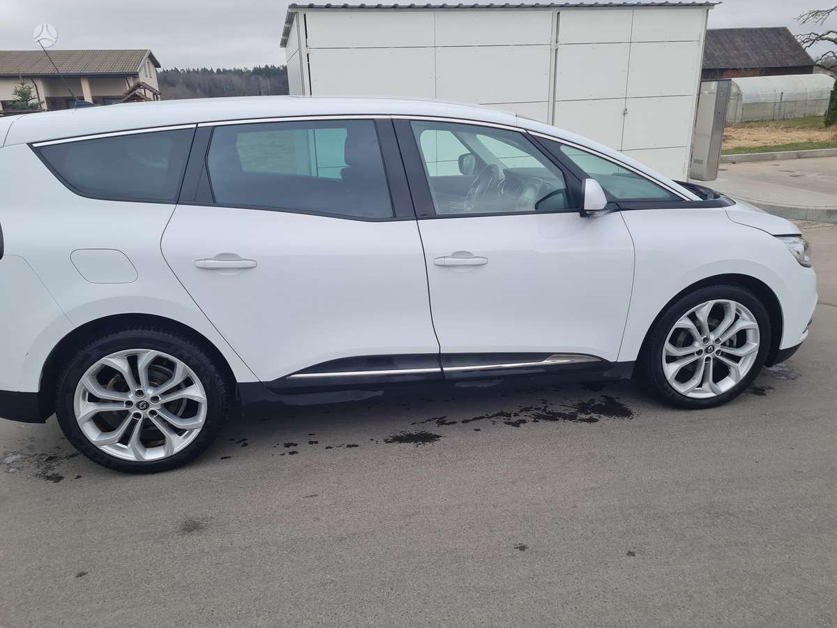 Renault Grand Scenic - 7