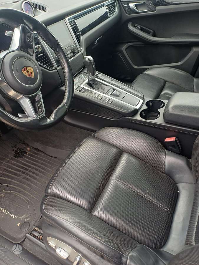 Porsche Macan, 2.0 l., Хэтчбек
