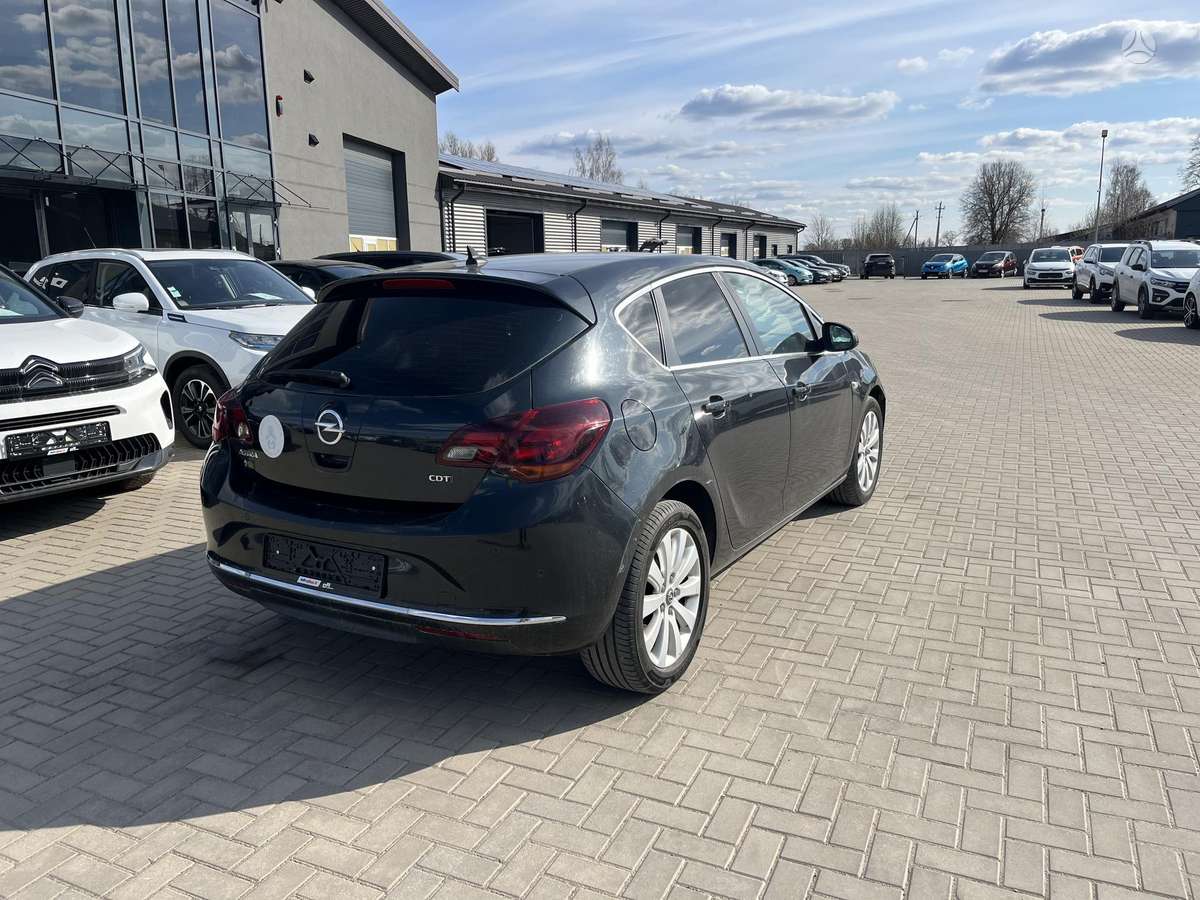 Opel Astra, 1.7 l., Хэтчбек