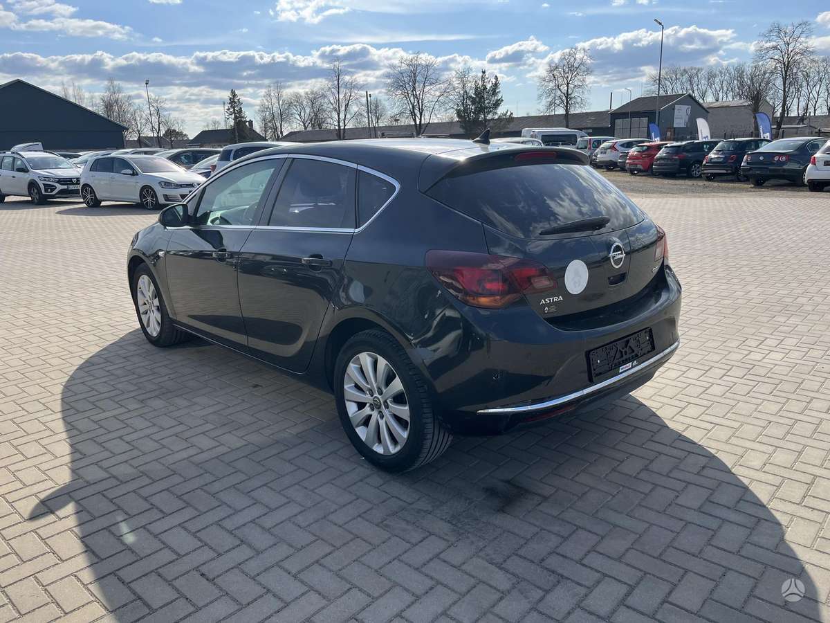 Opel Astra, 1.7 l., Хэтчбек