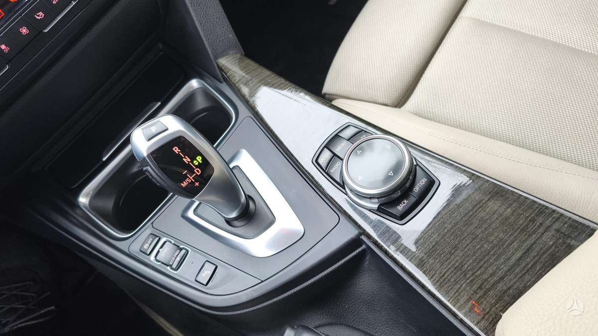 BMW 325, 2.0 l., Универсал