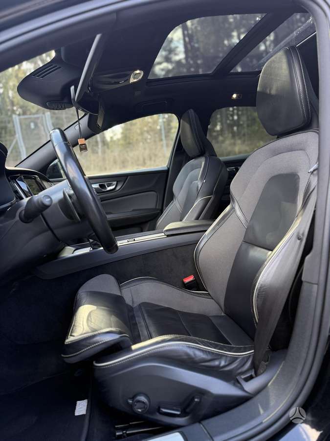 Volvo S60, 2.0 l., Седан