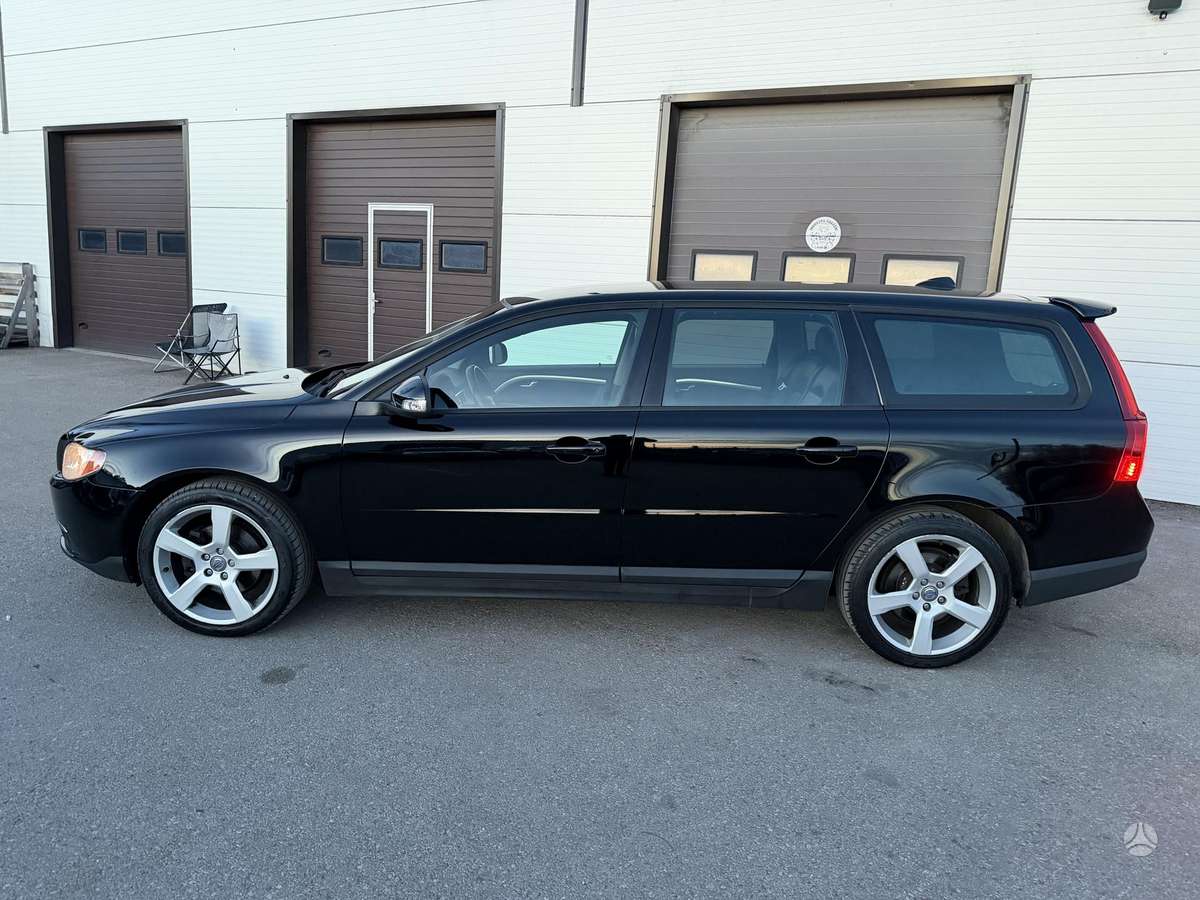 Volvo V70, 2.0 l., Универсал