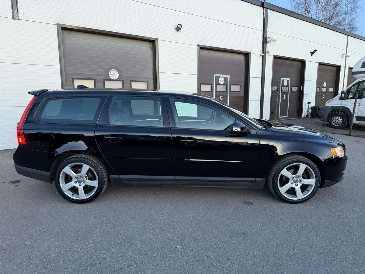 Volvo V70, 2.0 l., Универсал